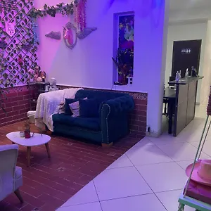 Hotel House, Medellín
